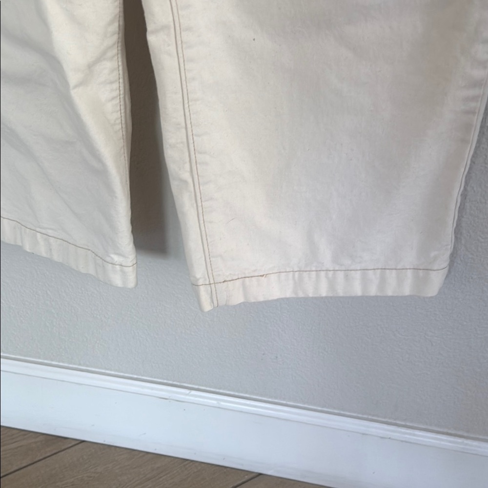Levi's Cream Jumpsuit - Picture 4 of 9